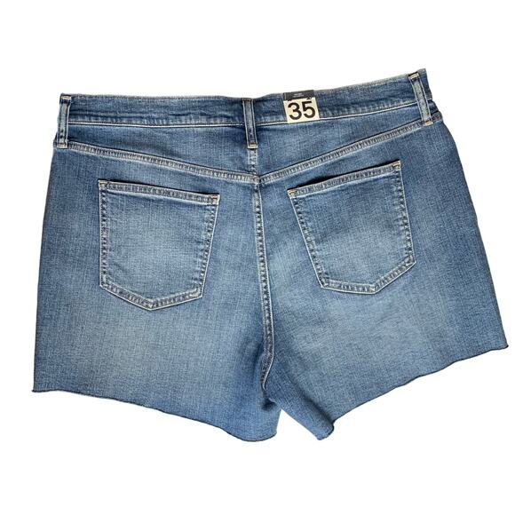NWT GAP 4" High Rise Denim Short Size 35/20 - Picture 6 of 6